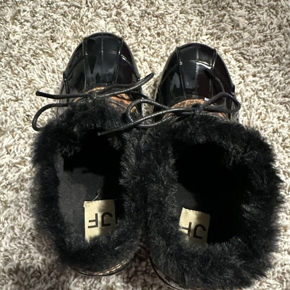 NEW JustFab Evi‎ Ankle Duck Boot - Picture 1 of 4